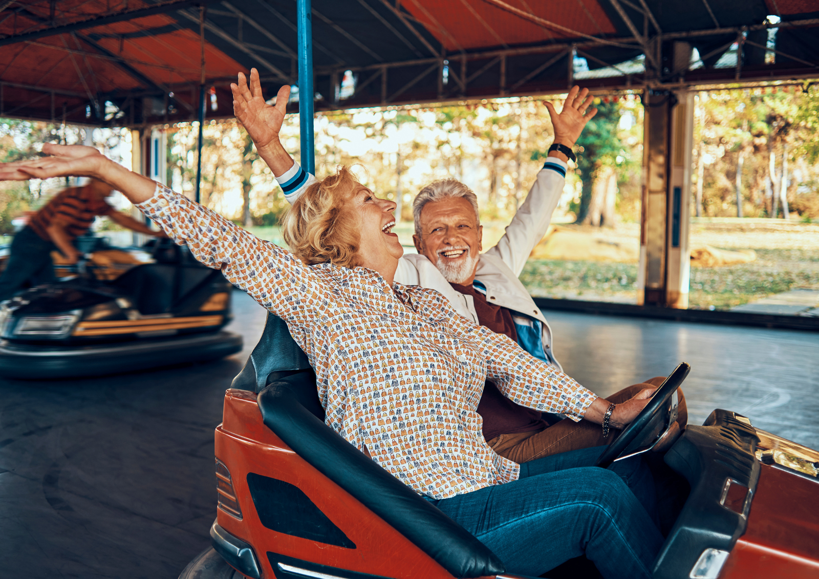 Happy older couple having fun together, featuring last-minute retirement gift delivery across Toronto and GTA.